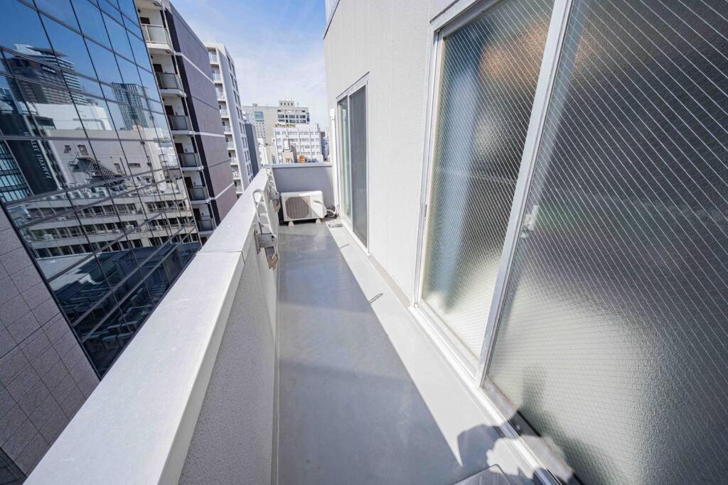 メルシアター鈍色の風・最上階デザイナーズルーム * Osaka